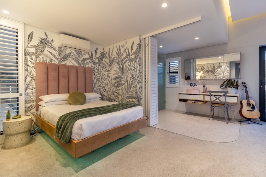 5 Bedroom Property for Sale in Pearl Valley at Val de Vie Western Cape